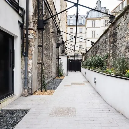 Bright & Renovated 3bd For 8 Guests In Le Marais! Appartamento