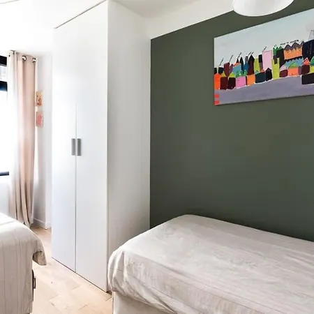 Bright & Renovated 3bd For 8 Guests In Le Marais! * Parigi